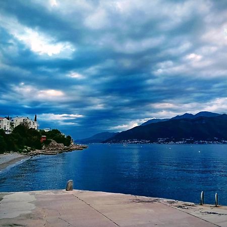 Studio Happy Montenegro Krasići 外观 照片