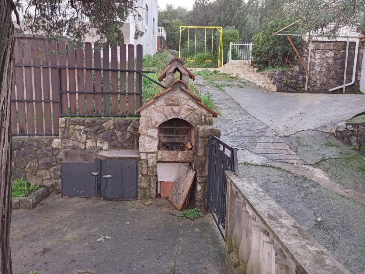 Studio Happy Montenegro Krasići 外观 照片